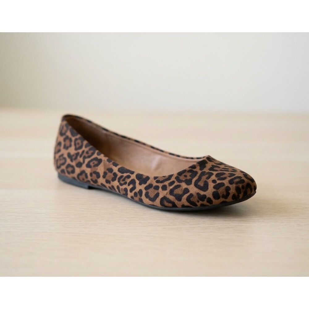 Sun + Stone Eliana Flats Women Size 11M Brown Leopard Animal Print Slip On Shoes